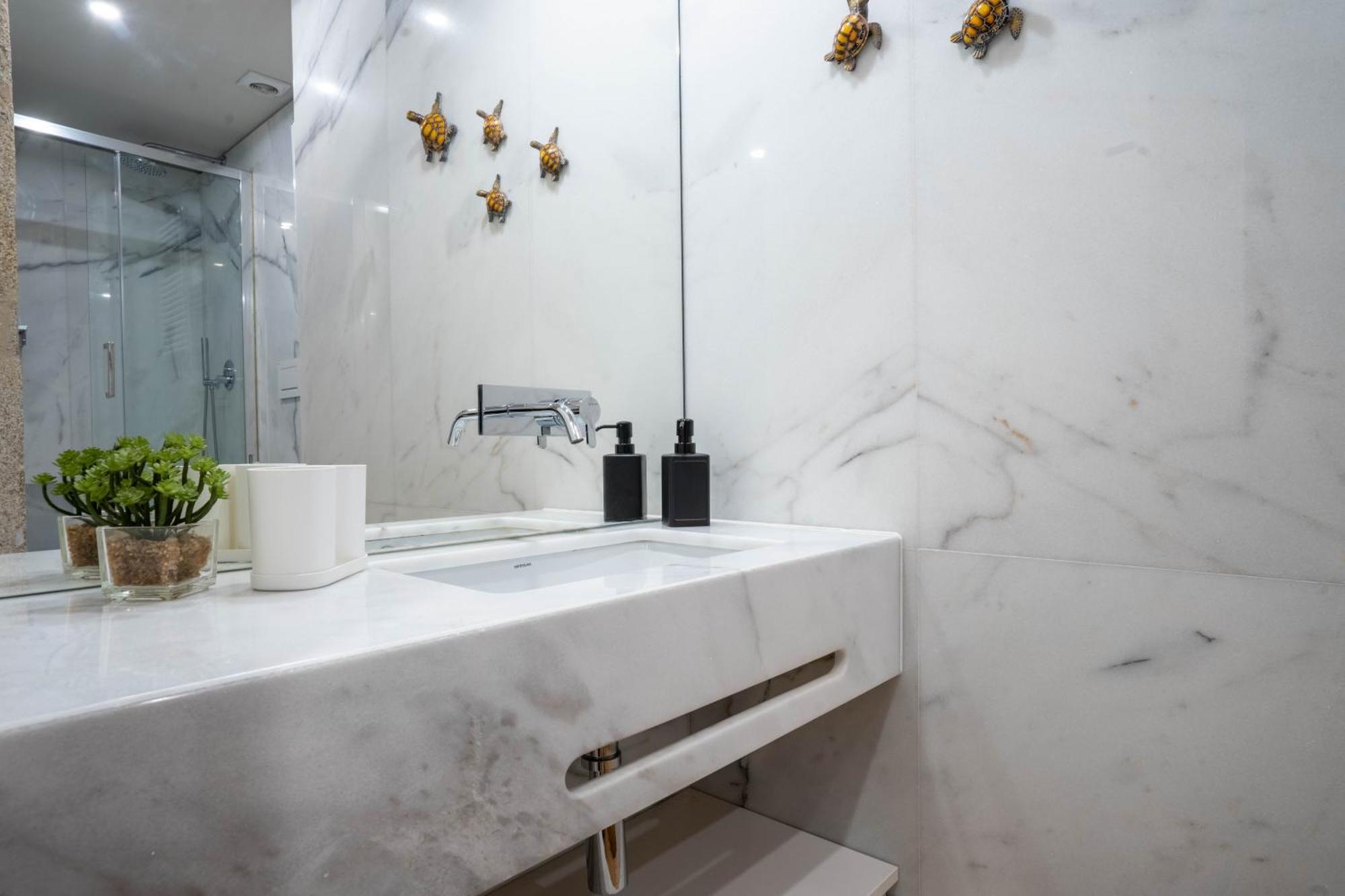 פורטו Primrose 1Br Delight W Parking By Lovelystay מראה חיצוני תמונה