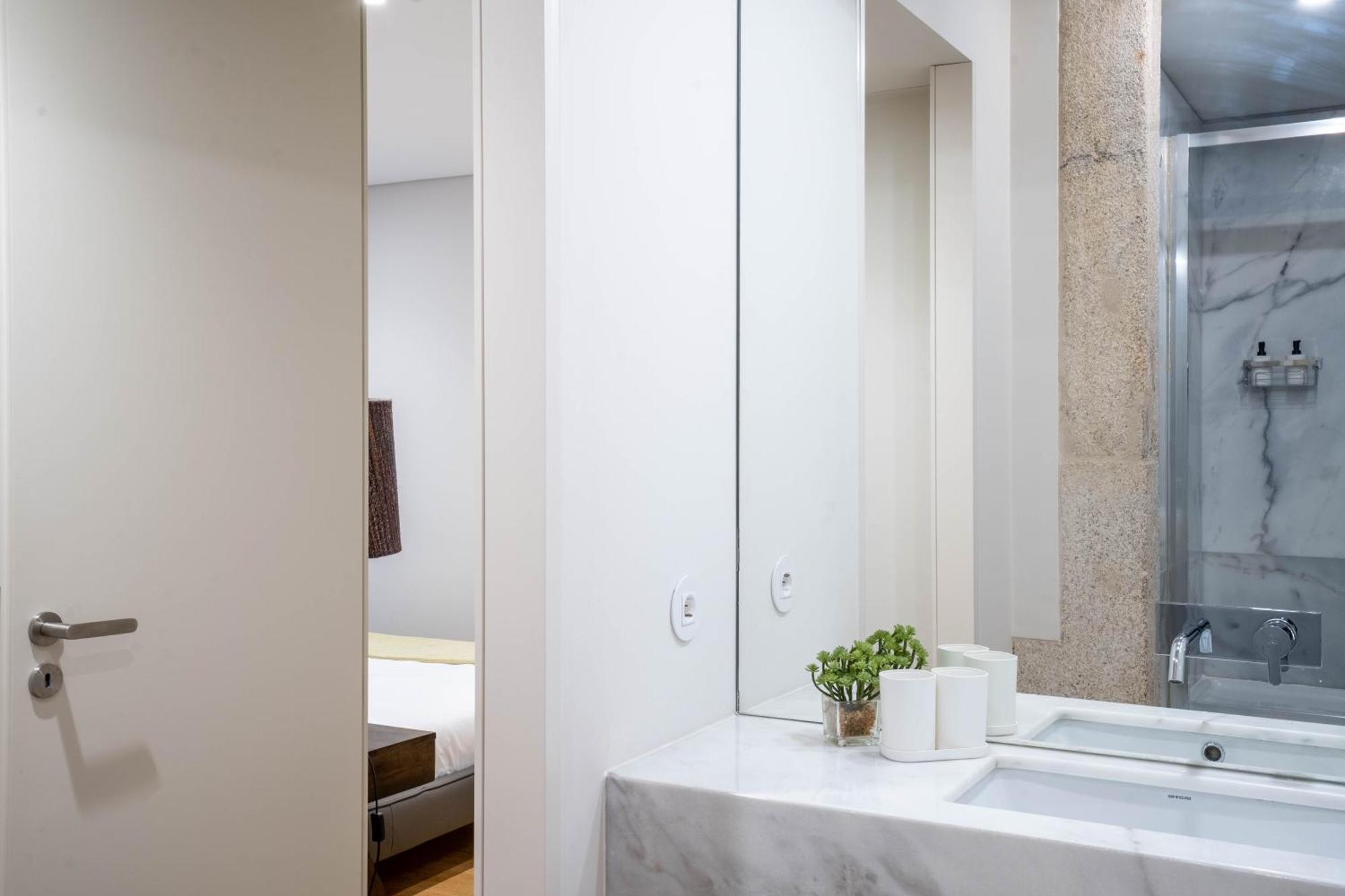 פורטו Primrose 1Br Delight W Parking By Lovelystay מראה חיצוני תמונה