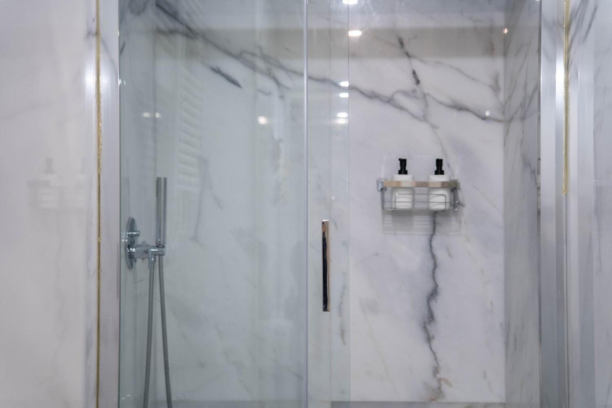 פורטו Primrose 1Br Delight W Parking By Lovelystay מראה חיצוני תמונה